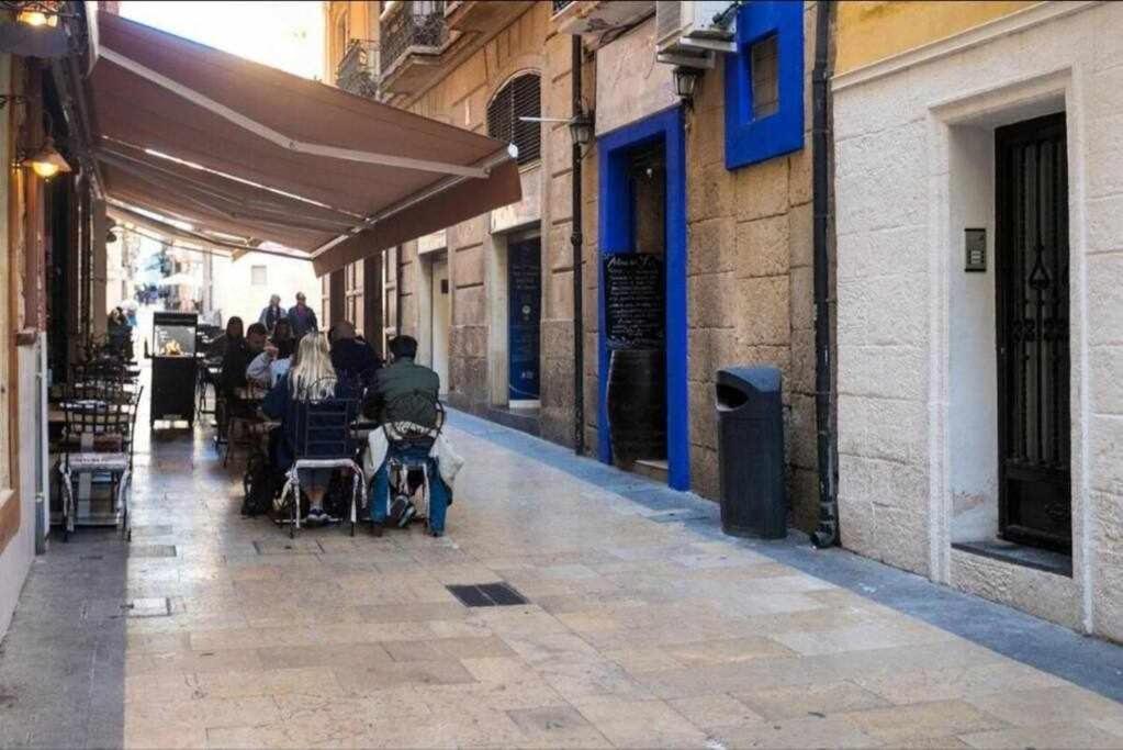 Casco Antiguo3 Minutos De La Playa Alicante Exterior foto